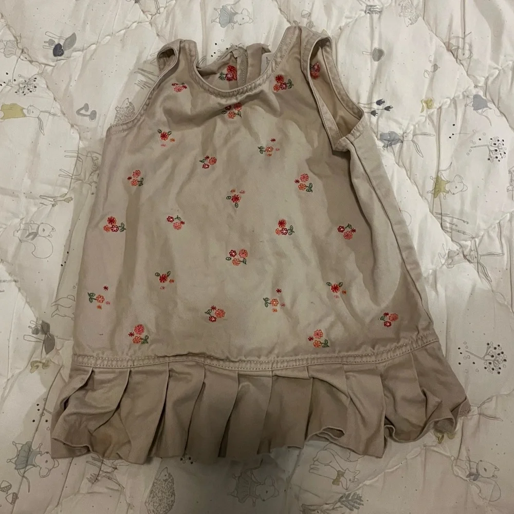Khaki Floral Sleeveless Dress with Ruffle Hem